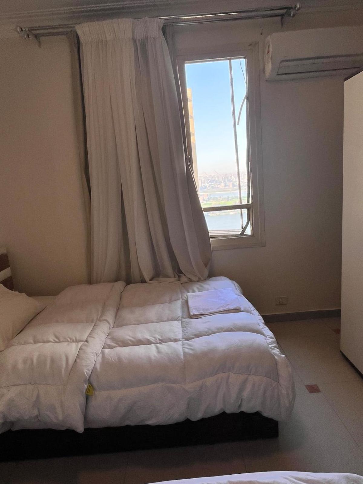 Apartment Madi Nile And Pyramids View 3br *