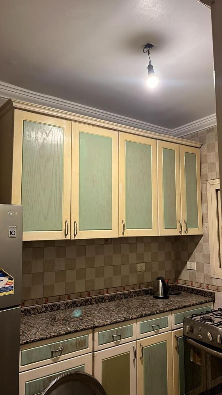 Madi Nile And Pyramids View 3br *
